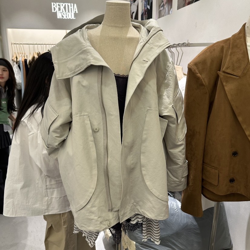 BERTHA韓國代購女士新款人氣26春夏休閑推薦夾克連帽衫口袋BERTHA夾克圖色1
