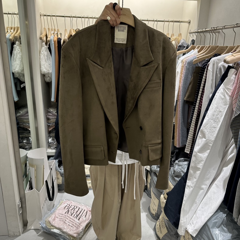 BERTHA韓國直郵女士新款熱賣人氣推薦時尚休閑26春夏夾克麂皮BERTHA夾克圖色2