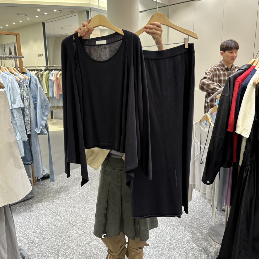 SOF東大門直郵女裝新品職業推薦時尚套裝不含配飾三件套圍巾SOF套裝圖色2