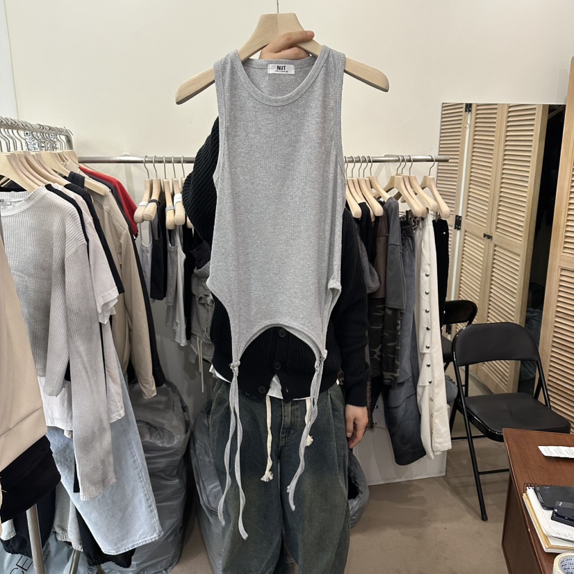 NUT韓國代購女裝新品人氣真品時尚職業推薦休閑26春夏吊帶背心NUT吊帶/背心圖色1