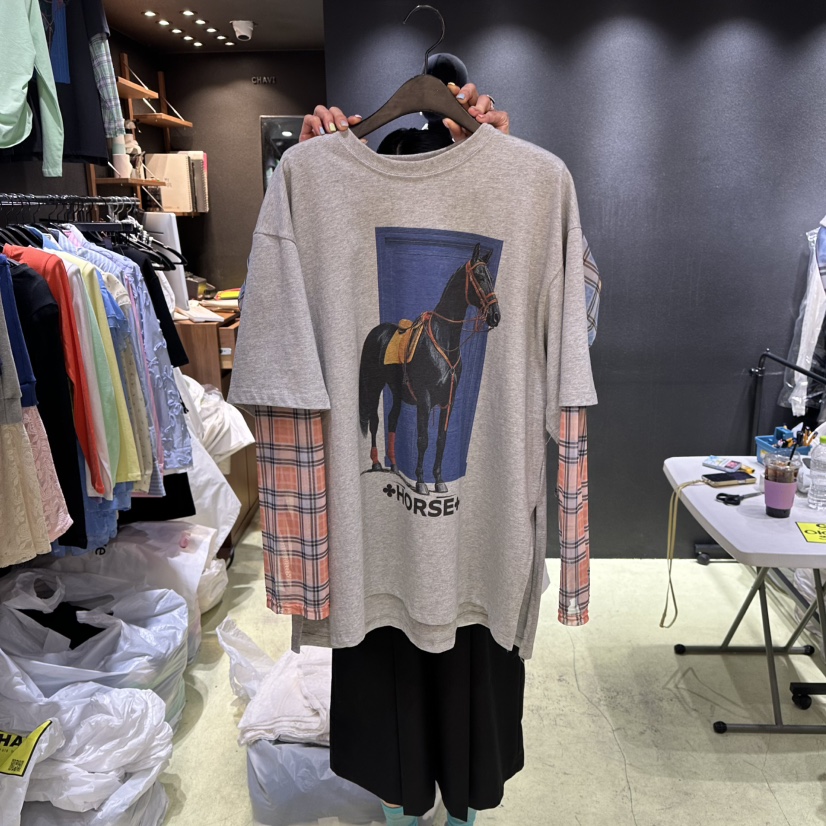 CHAVI東大門實拍女士新款時尚人氣真品26春夏長袖T恤假兩件CHAVI長袖T恤圖色1