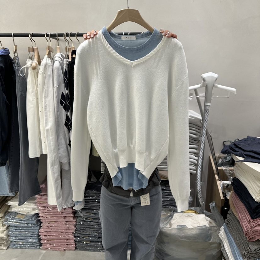 AURA韓國代購女士新款職業熱賣時尚真品人氣針織衫不含內搭Au ra針織衫圖色4