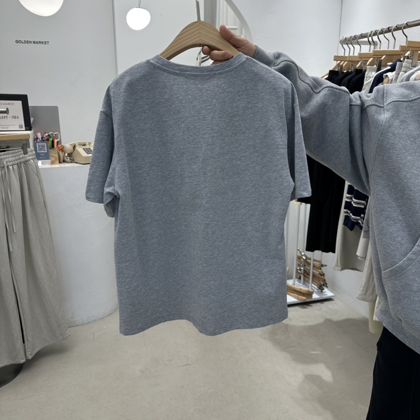 GOLDEN MARKET東大門代購女裝新款26春夏人氣職業推薦T恤GOLDEN MARKETT恤