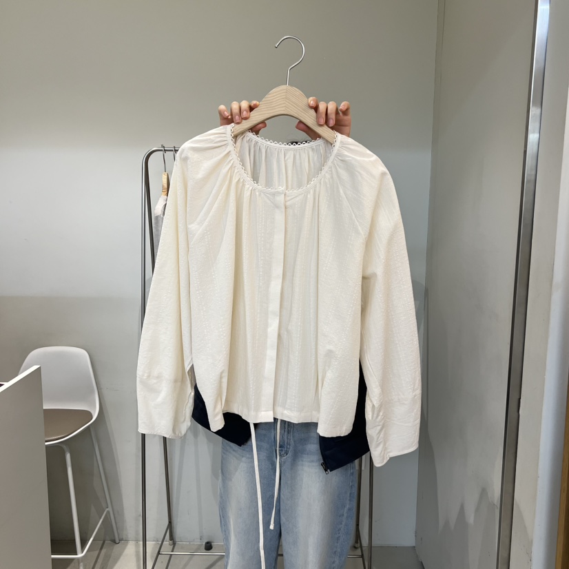 OUTRENE韓國直郵女士新款人氣推薦26春夏時尚休閑襯衫蕾絲衫OUTRENE襯衫/蕾絲衫圖色2