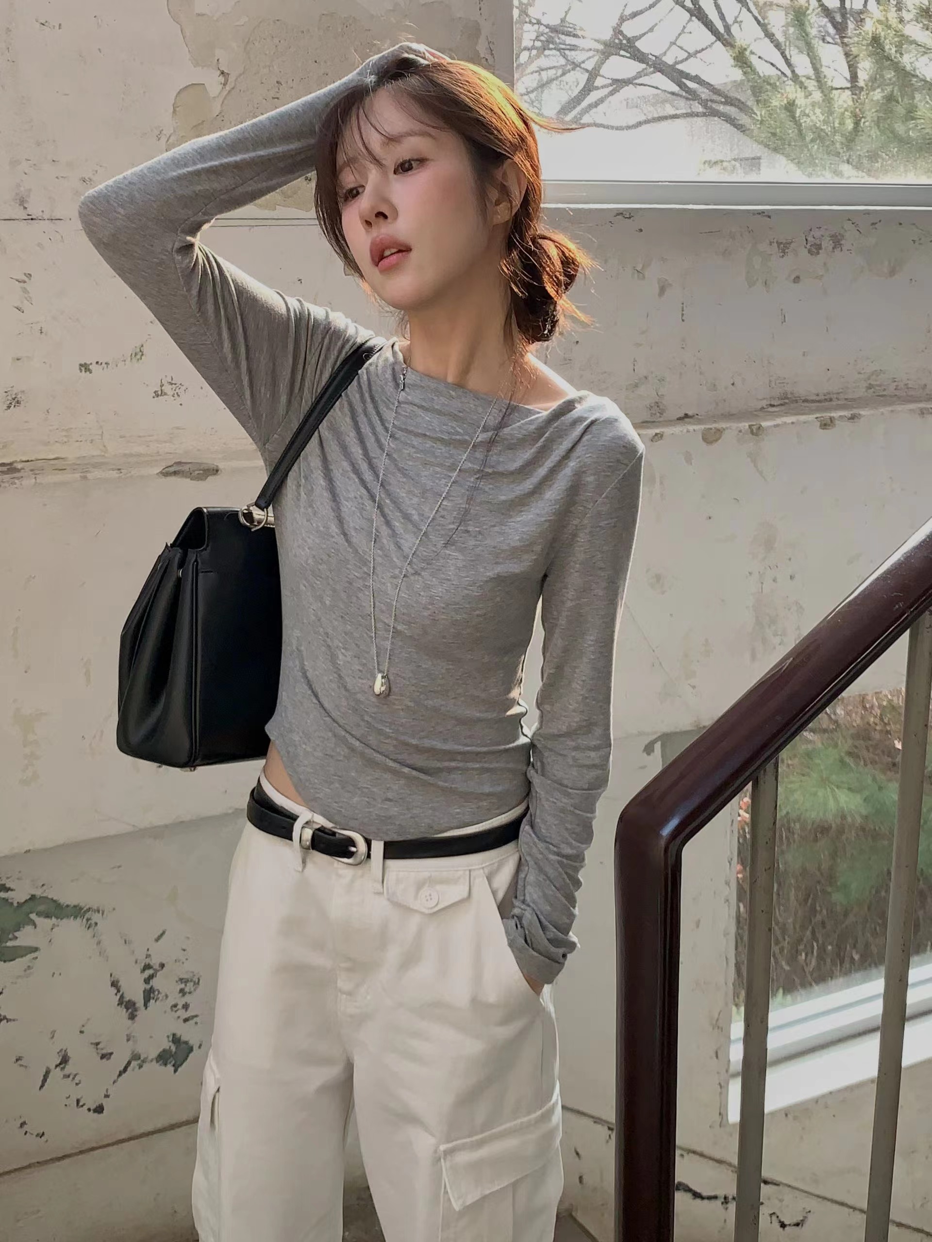 MIELLE-미엘르-OT東大門直郵女士新款熱賣休閑人氣長袖T恤MIELLE-미엘르-OT長袖T恤圖色1