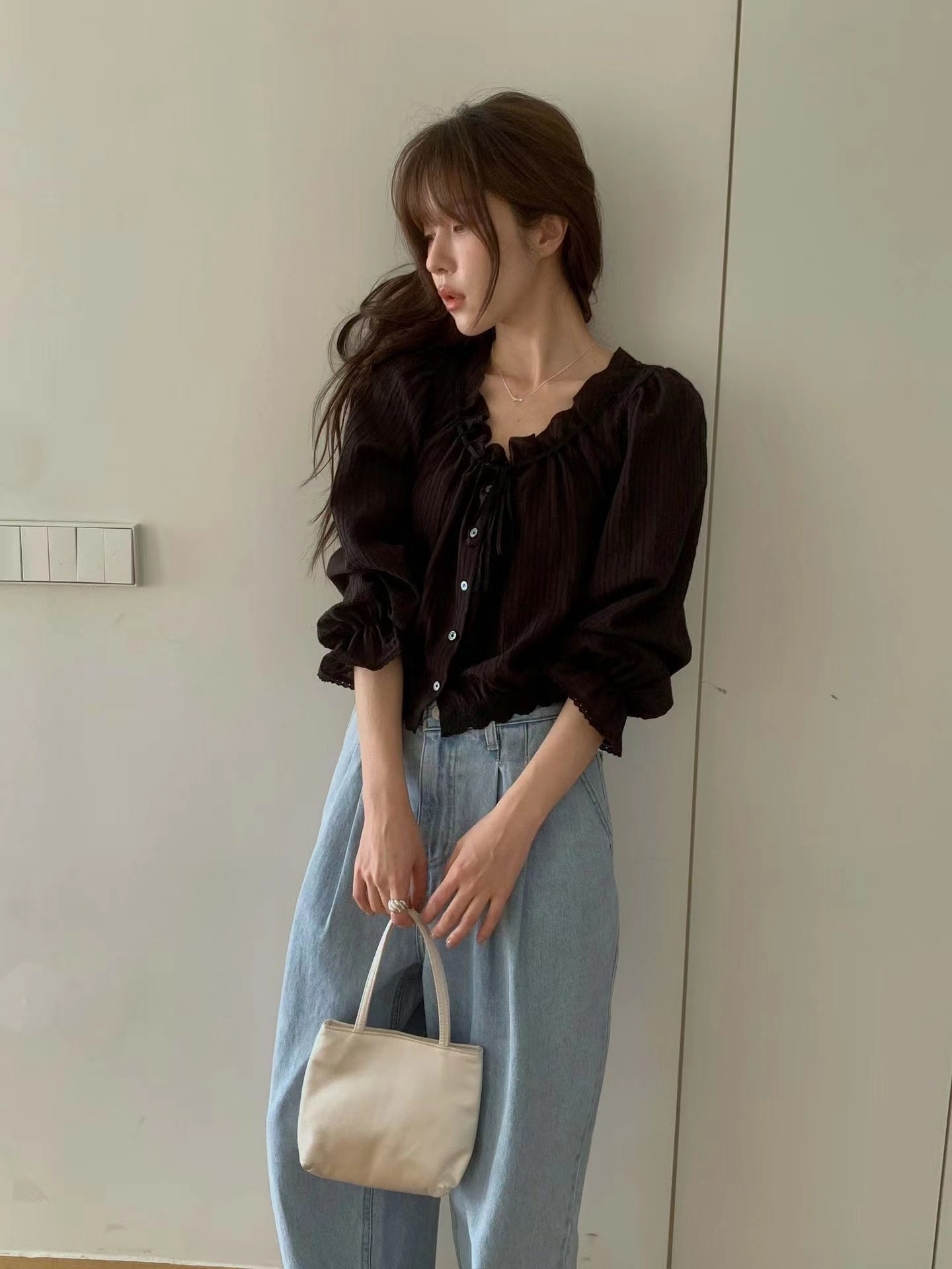 MIELLE-미엘르-OT東大門實拍女士新品真品熱賣襯衫蕾絲衫MIELLE-미엘르-OT襯衫/蕾絲衫