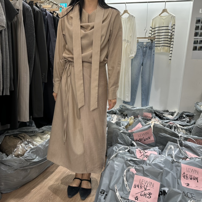 LEWIN東大門代購女裝新品職業時尚人氣推薦熱賣休閑26春夏套裝LEWIN套裝圖色3