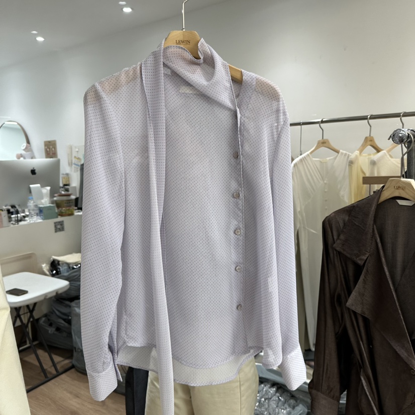 LEWIN韓國直郵女士新款時尚熱賣職業推薦休閑襯衫蕾絲衫雪紡LEWIN襯衫/蕾絲衫圖色2