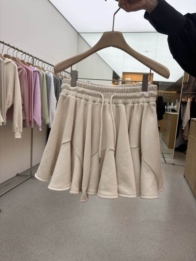 JUJU東大門實拍女士新款人氣真品推薦職業休閑熱賣時尚短裙JUJU短裙圖色1