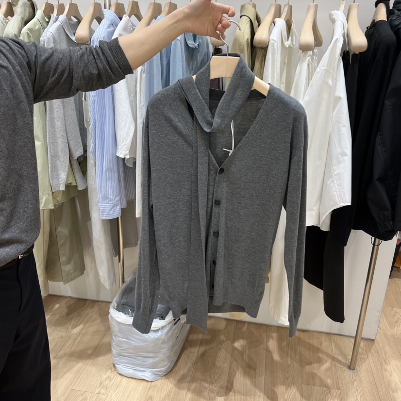 HAUS-A東大門實拍女士新品推薦時尚針織衫含脖帶圍巾開衫HAUSWOMEN針織衫圖色1