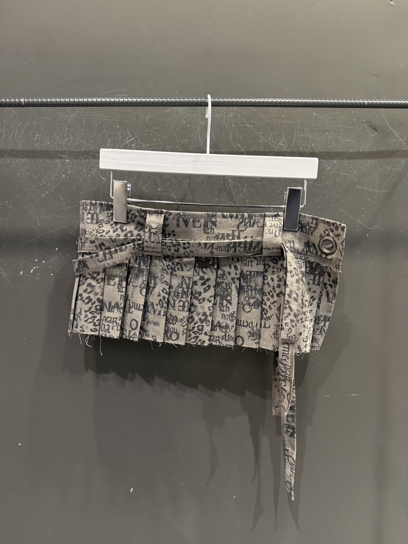 GATELESS東大門直郵女裝新品推薦真品職業人氣休閑短裙褶皺GATELESS短裙圖色2