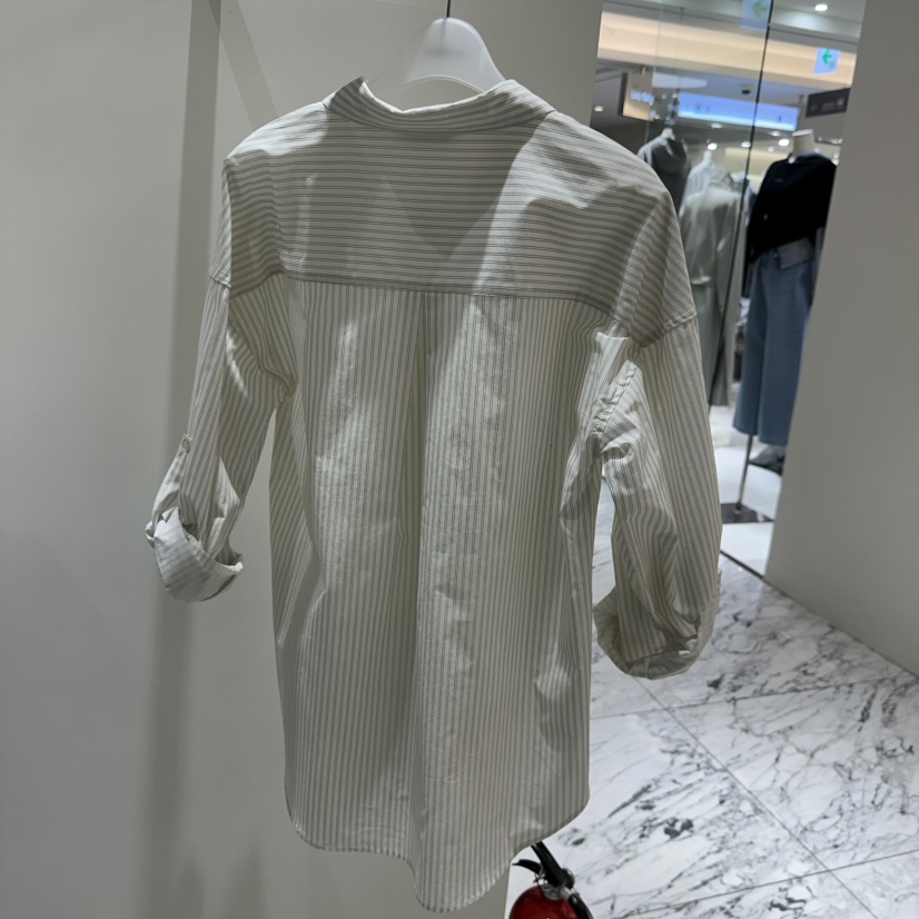 LOW MOMENT東大門實拍女裝新款26春季推薦時尚襯衫蕾絲衫LOW MOMENT襯衫/蕾絲衫