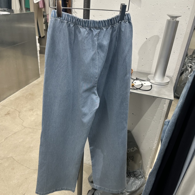 HELVETICA東大門直郵女裝新品休閑推薦職業26春季時尚牛仔褲HELVETICA牛仔褲