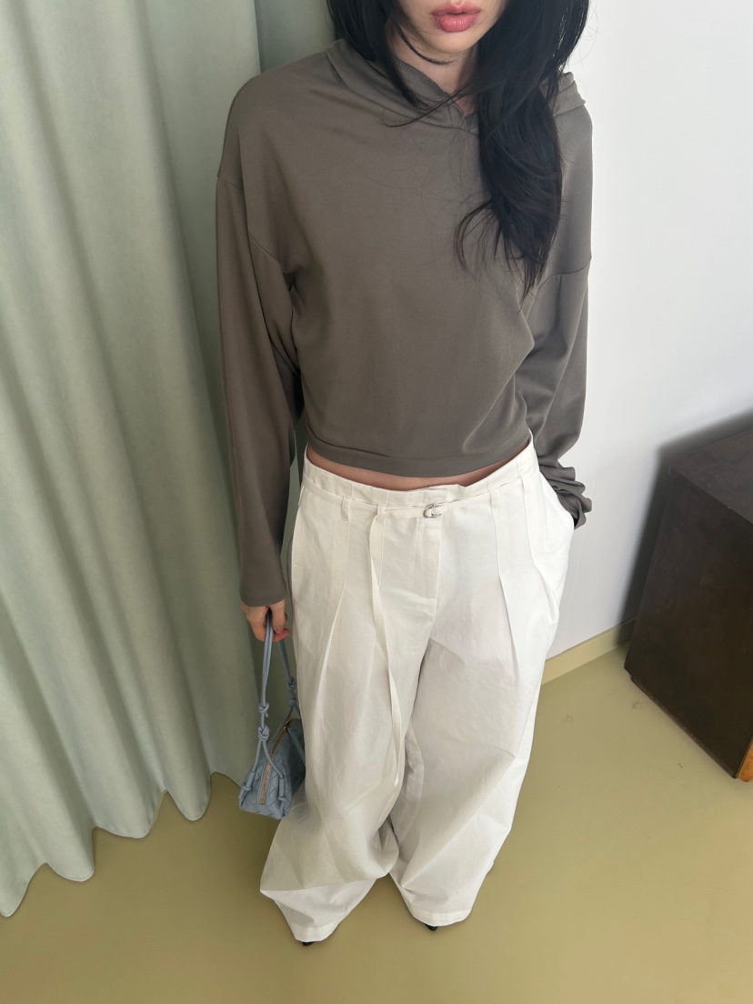 ME MO東大門直郵女士新品人氣職業26春夏熱賣長袖T恤連帽衫ME MO長袖T恤圖色2