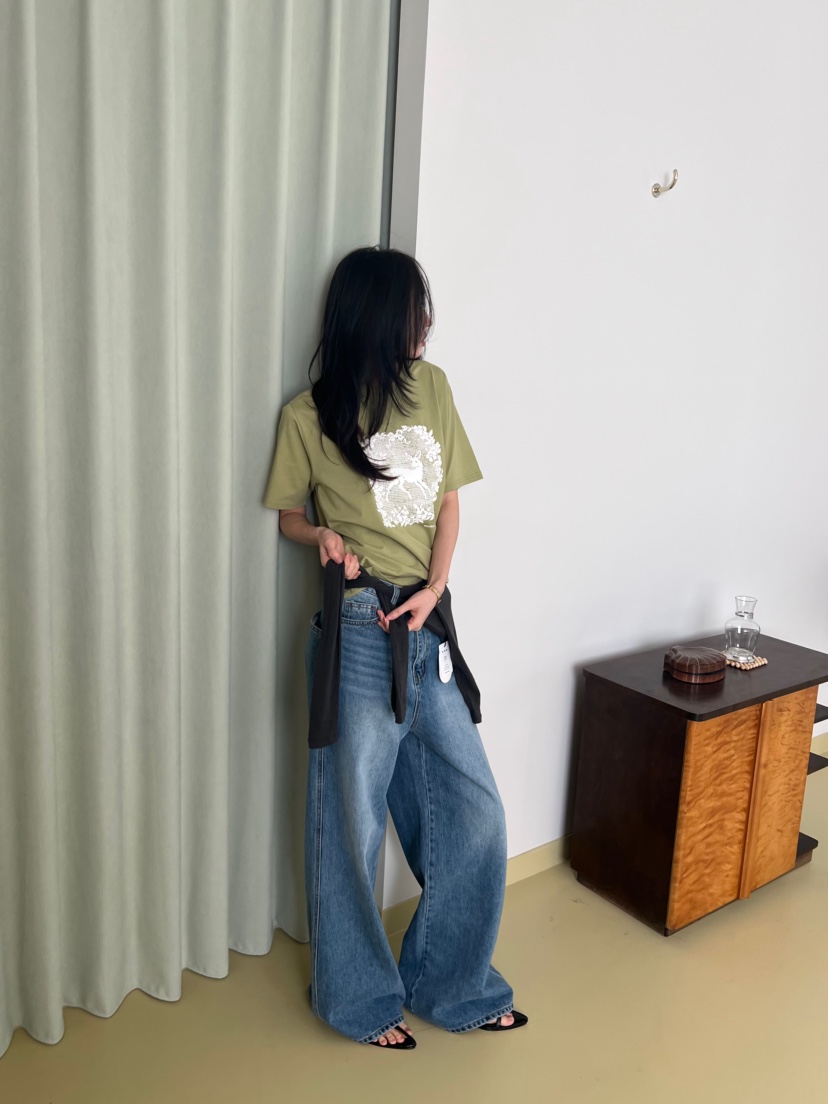 ME MO韓國直郵女裝新款時尚人氣真品推薦熱賣休閑職業T恤ME MOT恤