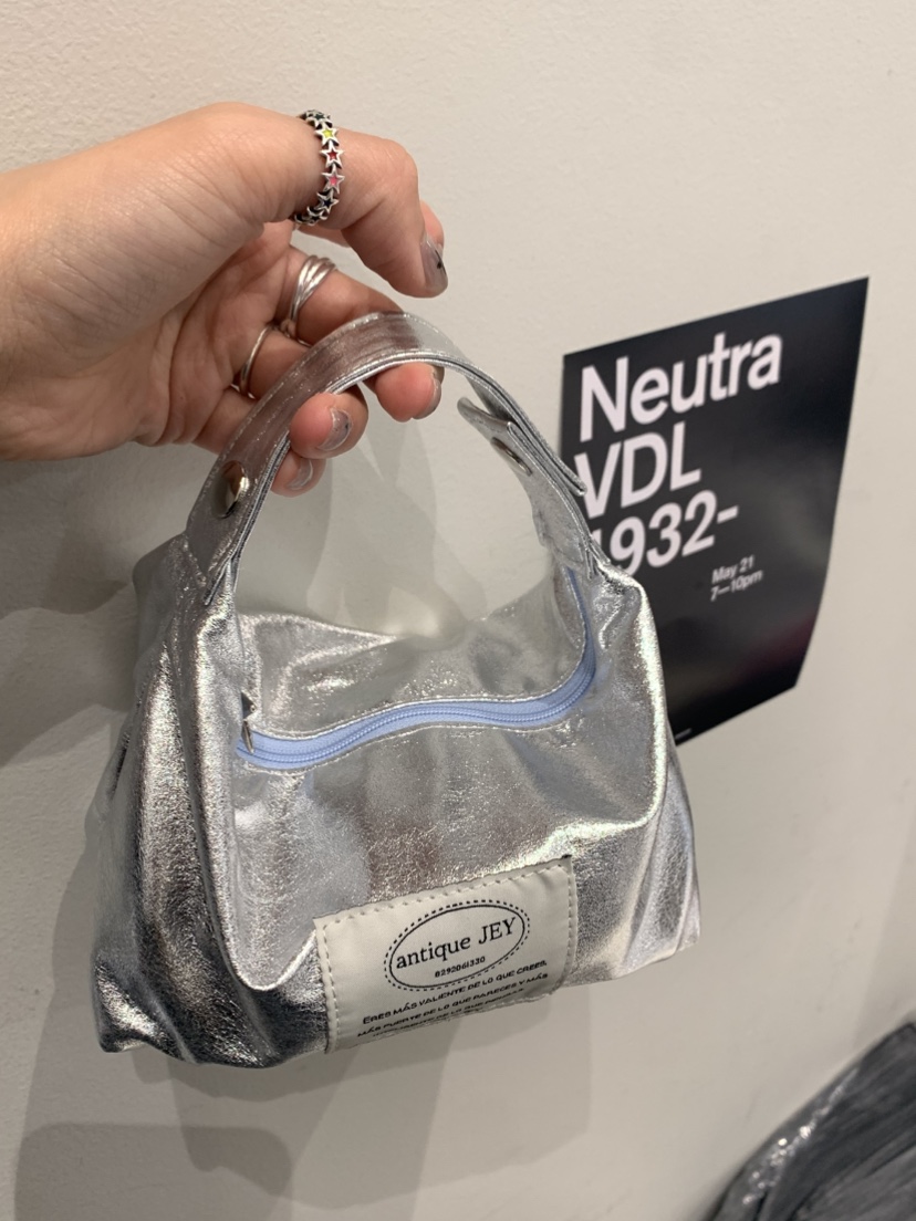 EDDY東大門實拍女裝新品人氣休閑推薦真品26春夏職業手提包EDDY手提包