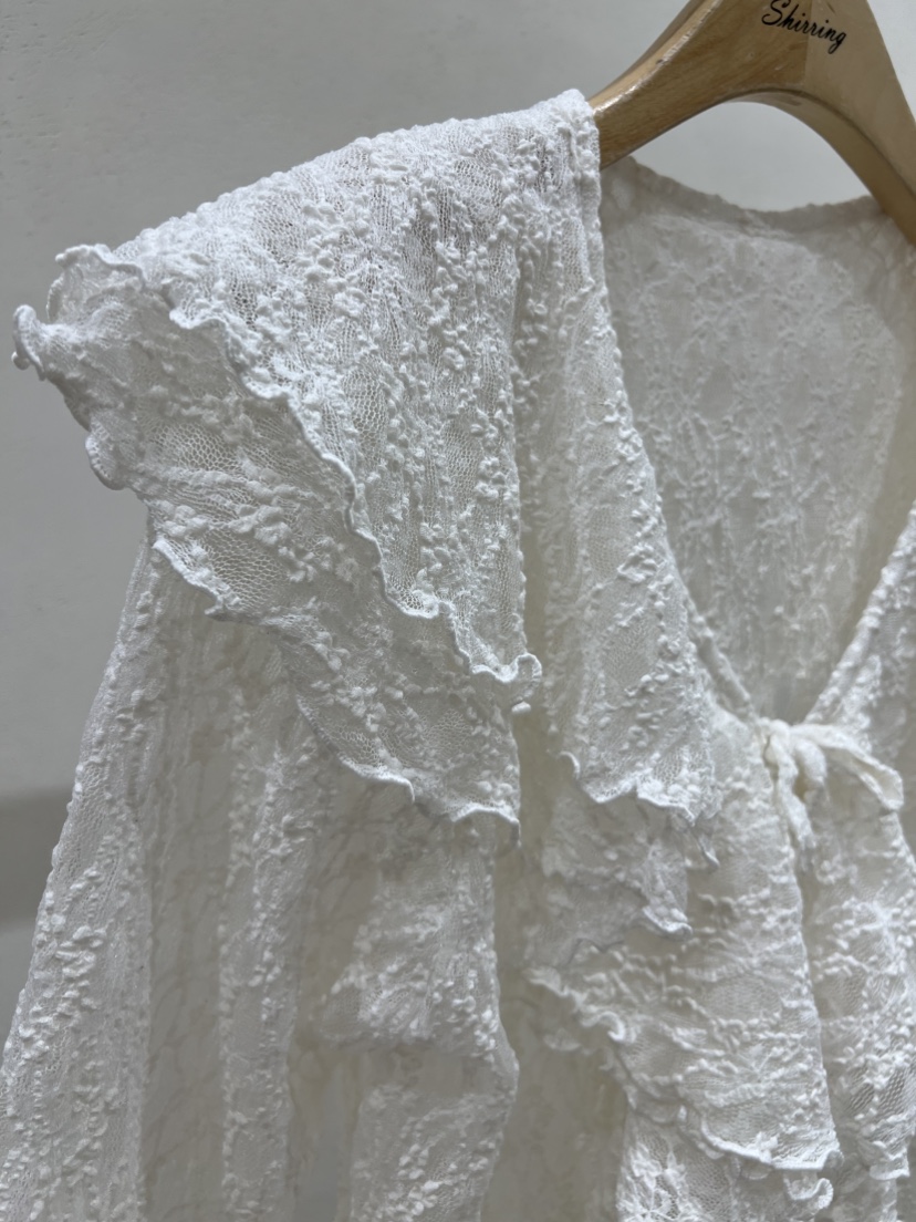 SHIRRING東大門實拍女裝新款真品人氣熱賣時尚襯衫蕾絲衫SHIRRING襯衫/蕾絲衫