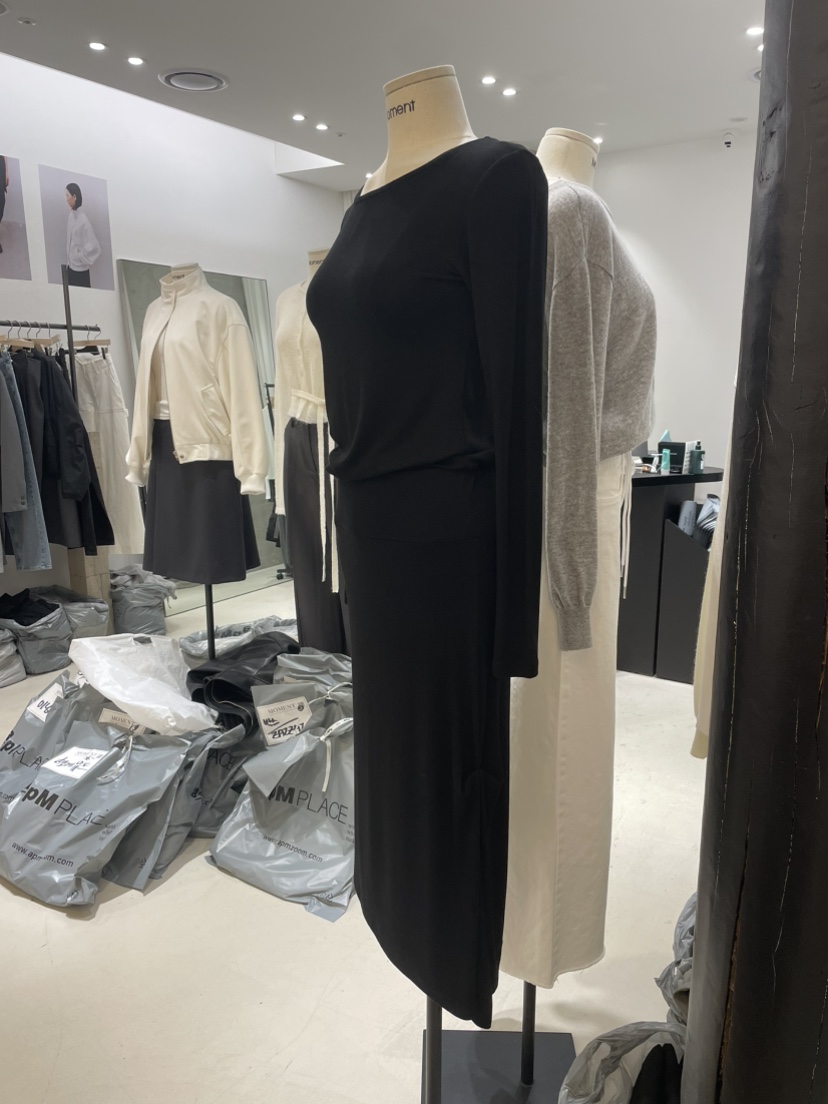 MOMENT韓國代購女裝新品休閑時尚26春夏熱賣推薦真品連衣裙MOMENT/RECOVER連衣裙