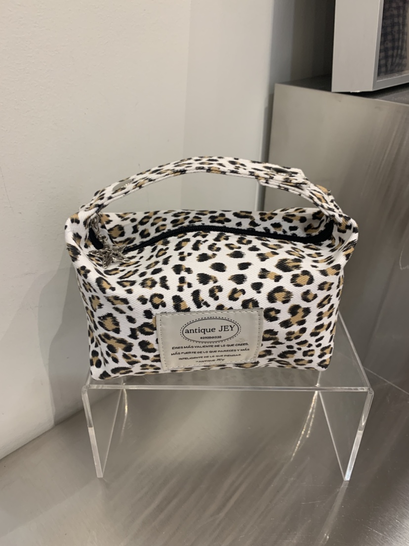 EDDY東大門直郵女裝新品職業推薦時尚人氣熱賣休閑手提包EDDY手提包圖色1