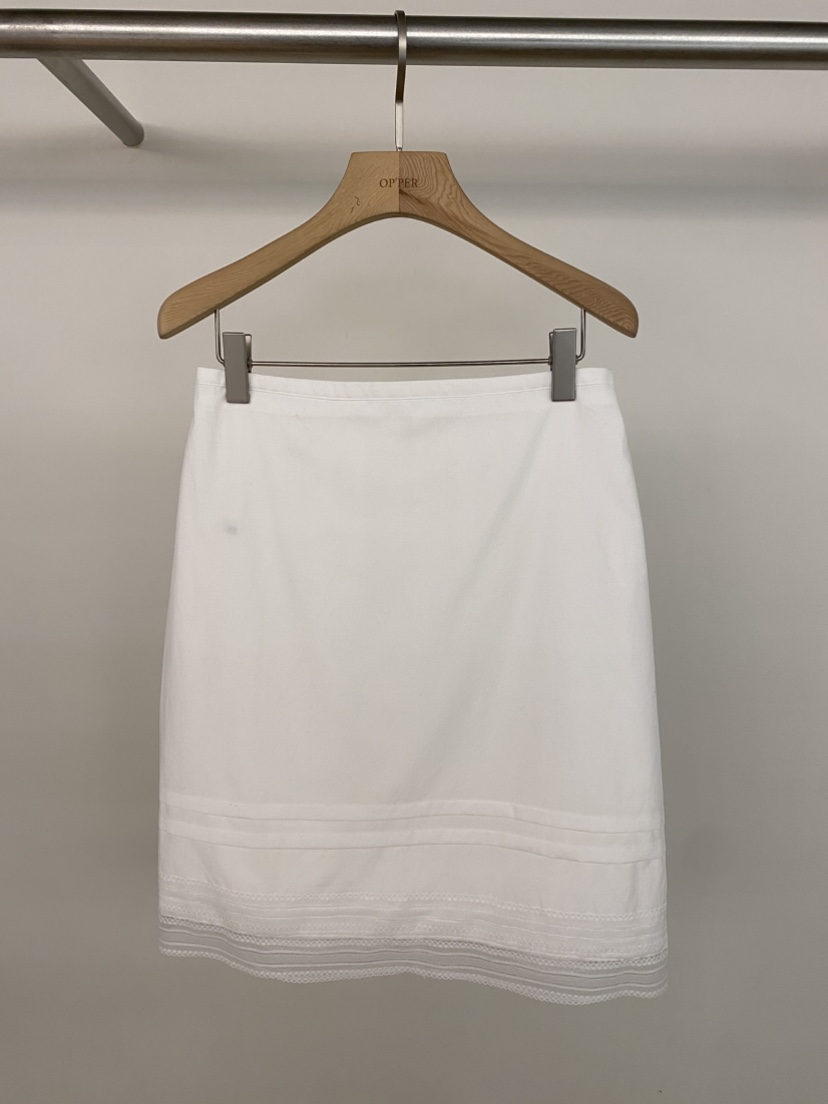 OP PER東大門實拍女士新款職業26春夏半身裙中短裙蕾絲褶裥OPPER-simplebeige半身裙/中短裙
