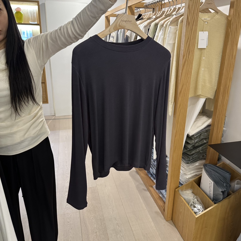 ROUNDER東大門實拍女裝新品時尚推薦休閑26春夏人氣長袖T恤ROUNDER長袖T恤圖色4墨色