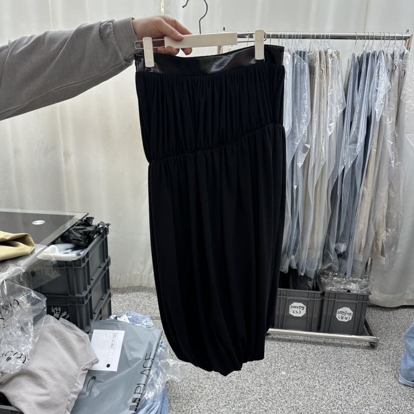 ONEBYTWO韓國直郵女士新款熱賣26春夏休閑職業時尚長裙皮革ONE BY TWO長裙圖色3