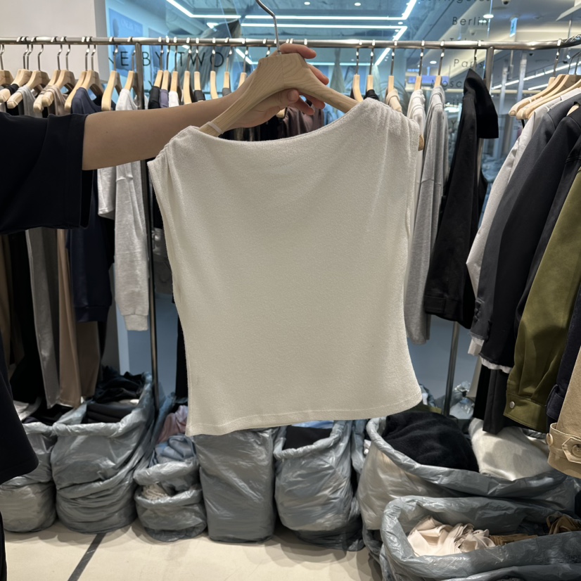 HONG.U東大門實拍女士新款推薦人氣休閑熱賣時尚吊帶背心HONG.U吊帶/背心