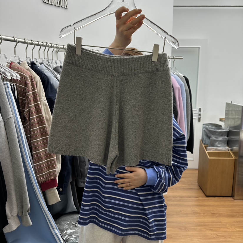 GABIZON東大門直郵女裝新款人氣真品職業時尚短褲針織褲柔軟GABIZON短褲圖色2