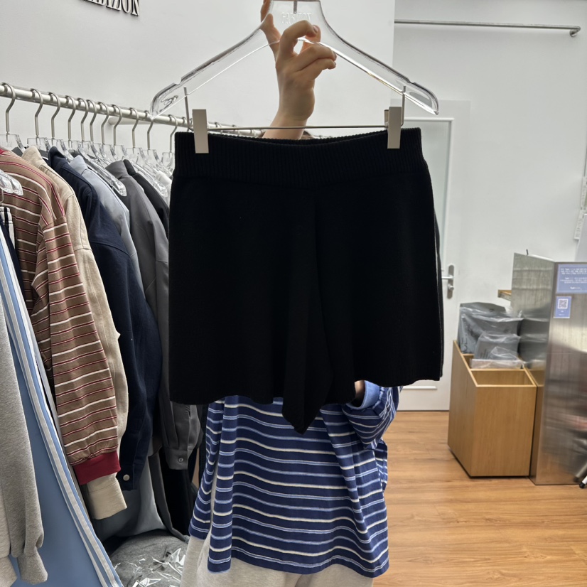 GABIZON東大門直郵女裝新款人氣真品職業時尚短褲針織褲柔軟GABIZON短褲圖色3