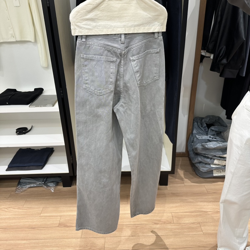 MUYBIEN韓國直郵女士新款時尚熱賣推薦真品職業26春夏牛仔褲MUYBIEN牛仔褲