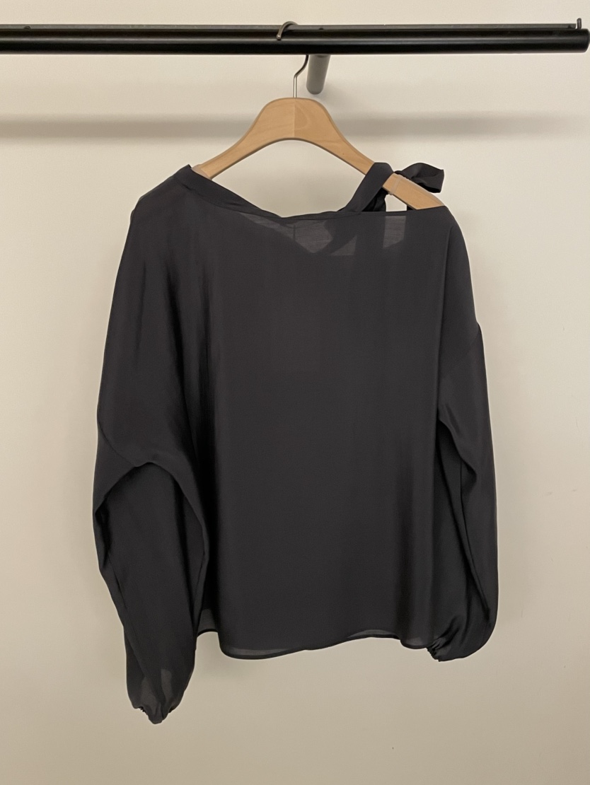 BOLD-A東大門實拍女裝新品職業真品時尚熱賣推薦襯衫蕾絲衫RE BOLD襯衫/蕾絲衫