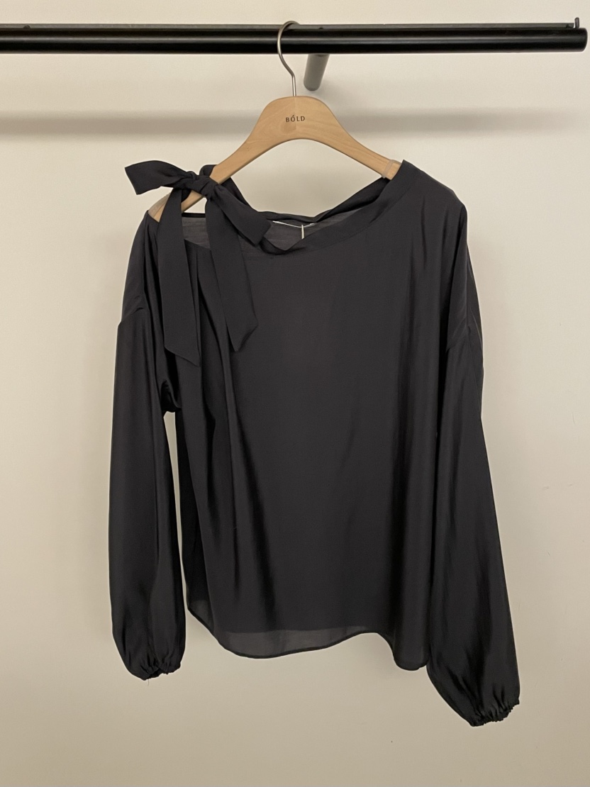 BOLD-A東大門實拍女裝新品職業真品時尚熱賣推薦襯衫蕾絲衫RE BOLD襯衫/蕾絲衫圖色2