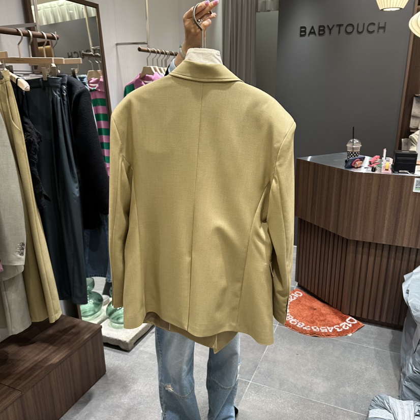 BABYTOUCH韓國直郵女士新品休閑人氣推薦26春夏職業熱賣夾克BABYTOUCH夾克