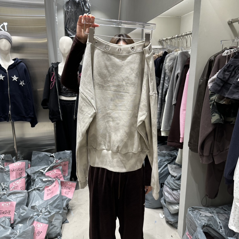 KIKI東大門實拍女裝新品職業時尚熱賣26春夏推薦休閑衛衣KIKI衛衣圖色1