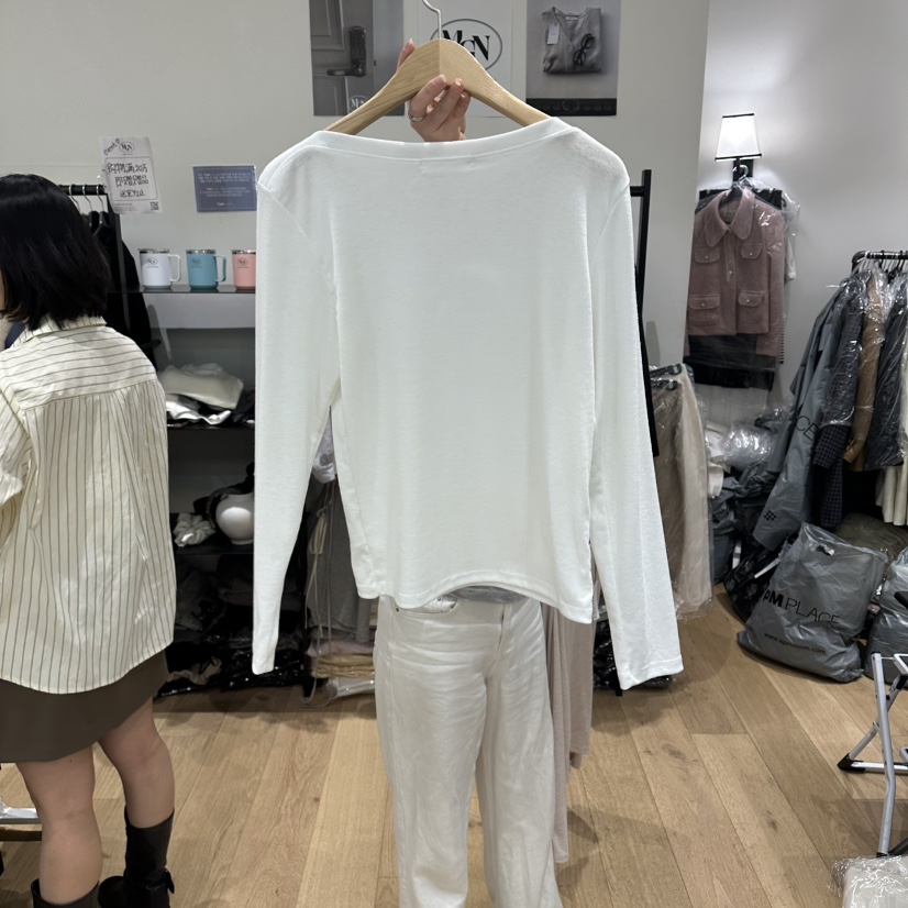 M.G.N東大門直郵女裝新品熱賣推薦職業真品休閑長袖T恤MAGNET長袖T恤