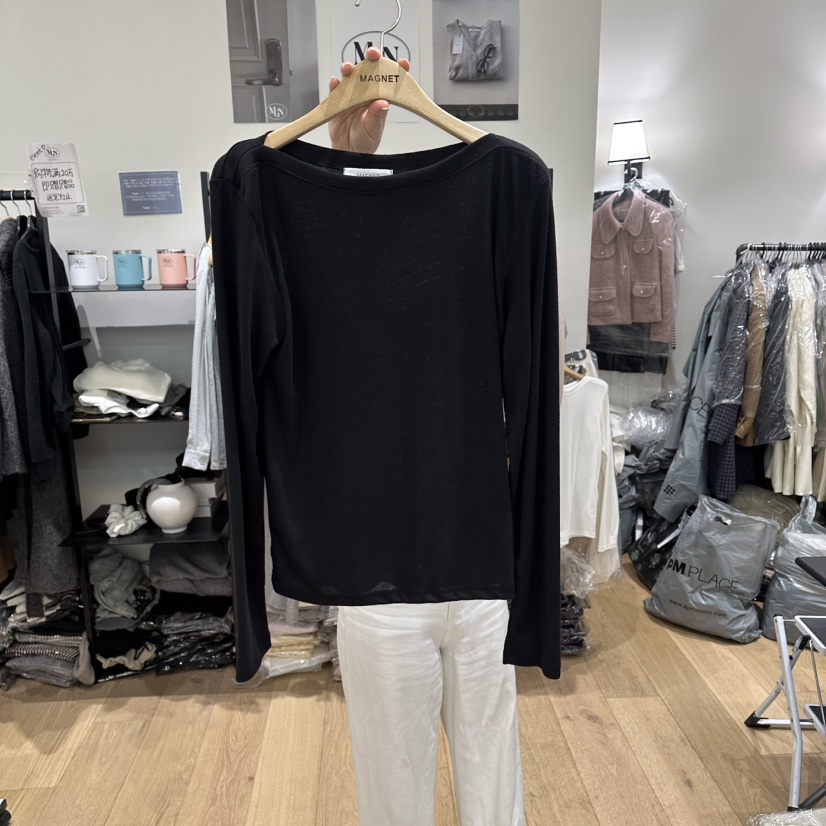 M.G.N東大門直郵女裝新品熱賣推薦職業真品休閑長袖T恤MAGNET長袖T恤圖色4