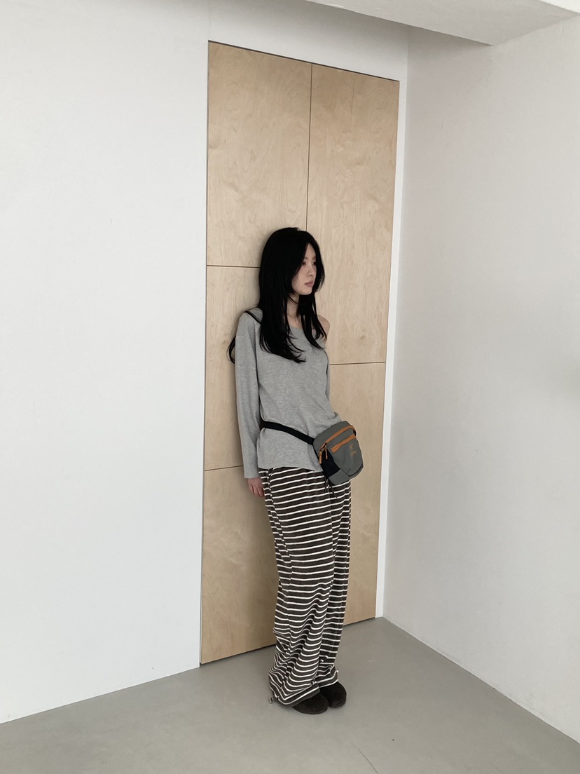 ORDINARYA東大門直郵女裝新款推薦真品人氣熱賣26春夏長袖T恤ROESMMOSS長袖T恤