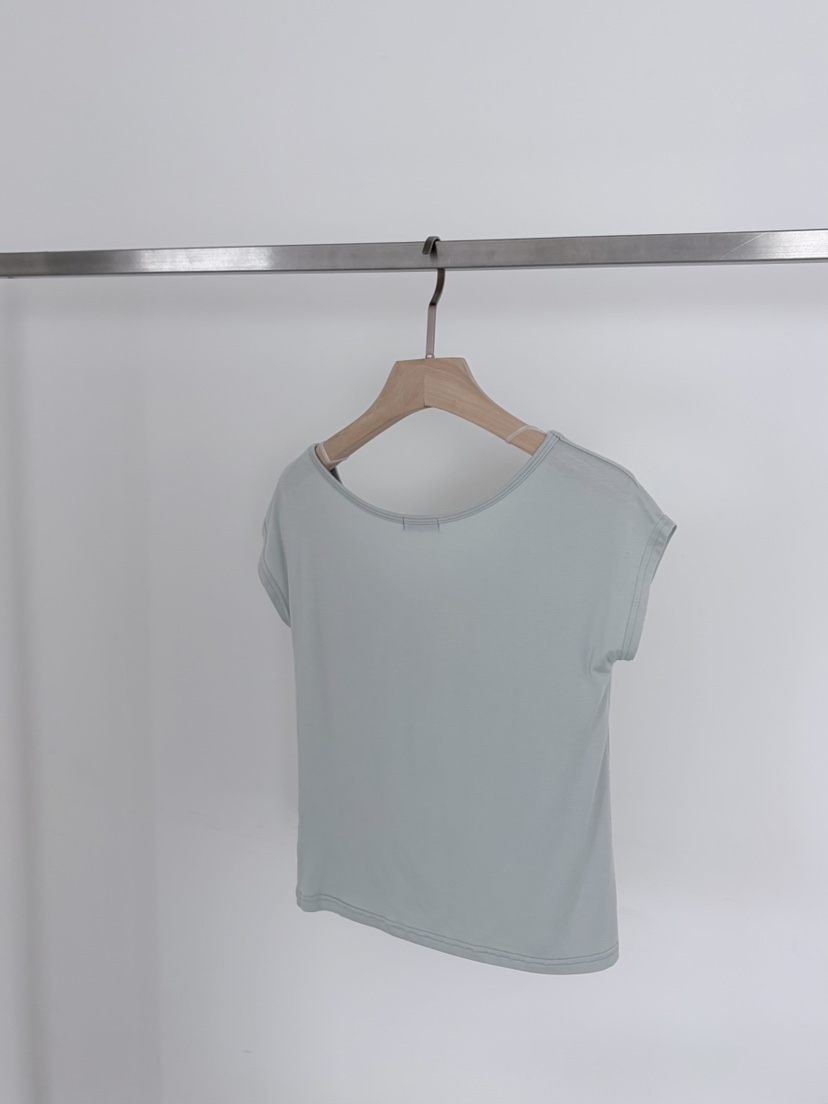 ORDINARYA韓國直郵女裝新品休閑推薦職業時尚26春夏熱賣T恤ROESMMOSST恤