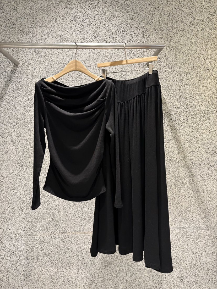 ADDICTED東大門直郵女士新品26春夏熱賣真品人氣套裝兩件套ADDICTED套裝圖色2黑色