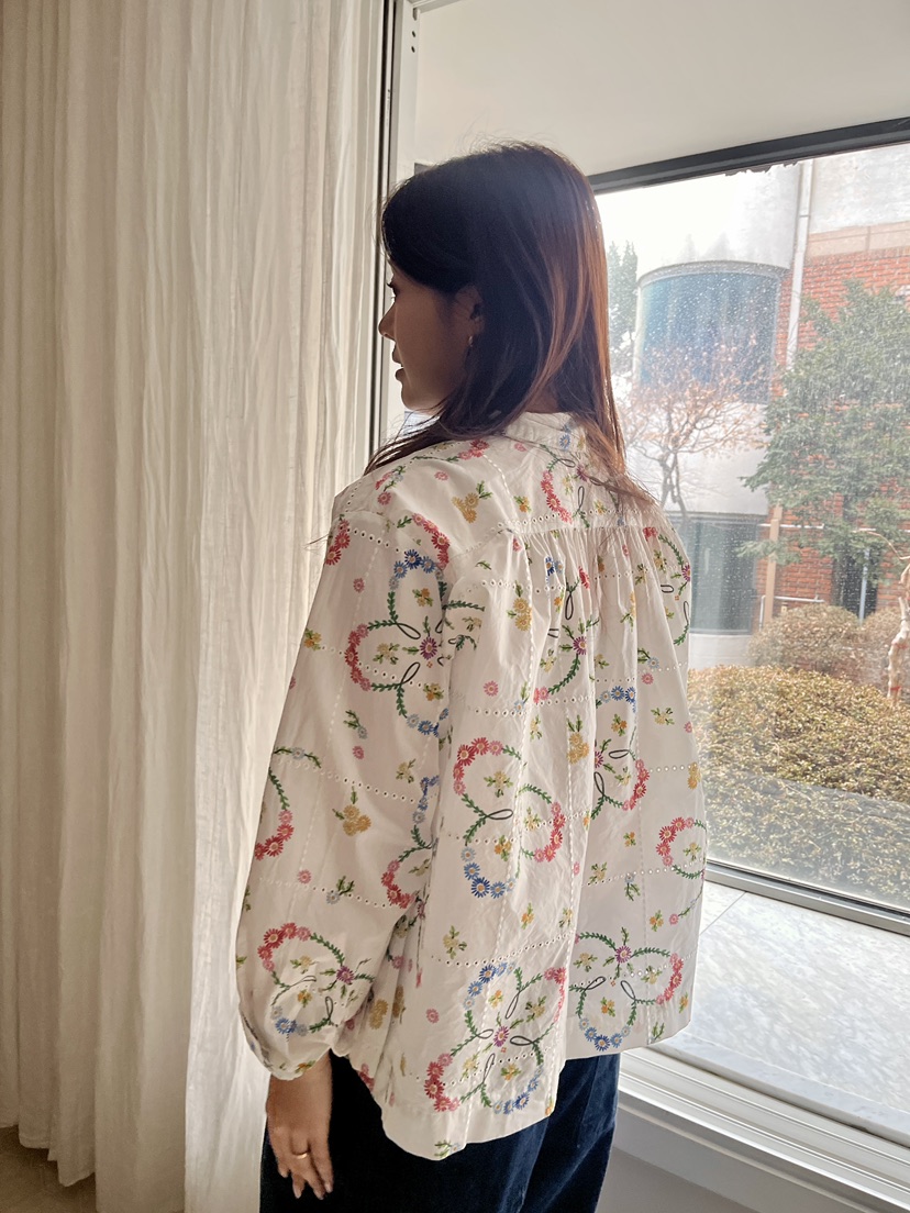 AT NOTE東大門代購女裝新品26春夏休閑襯衫蕾絲衫刺繡繡花AT NOTE襯衫/蕾絲衫