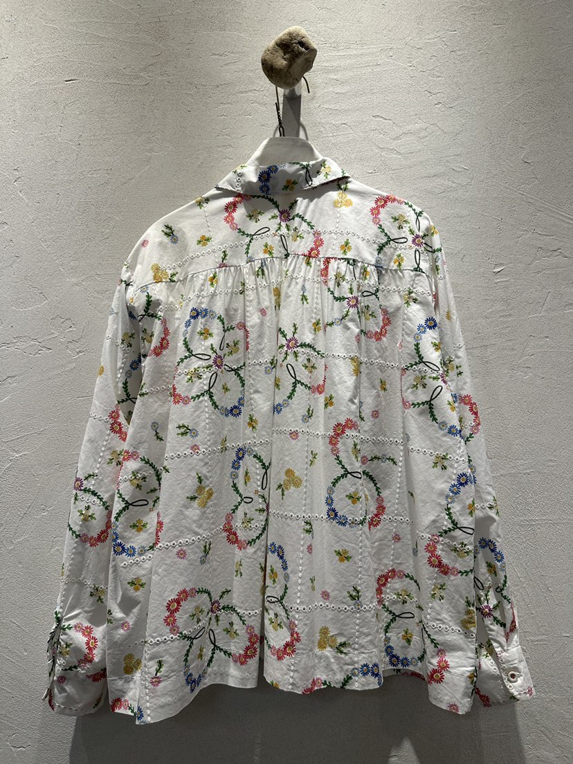 AT NOTE東大門代購女裝新品26春夏休閑襯衫蕾絲衫刺繡繡花AT NOTE襯衫/蕾絲衫