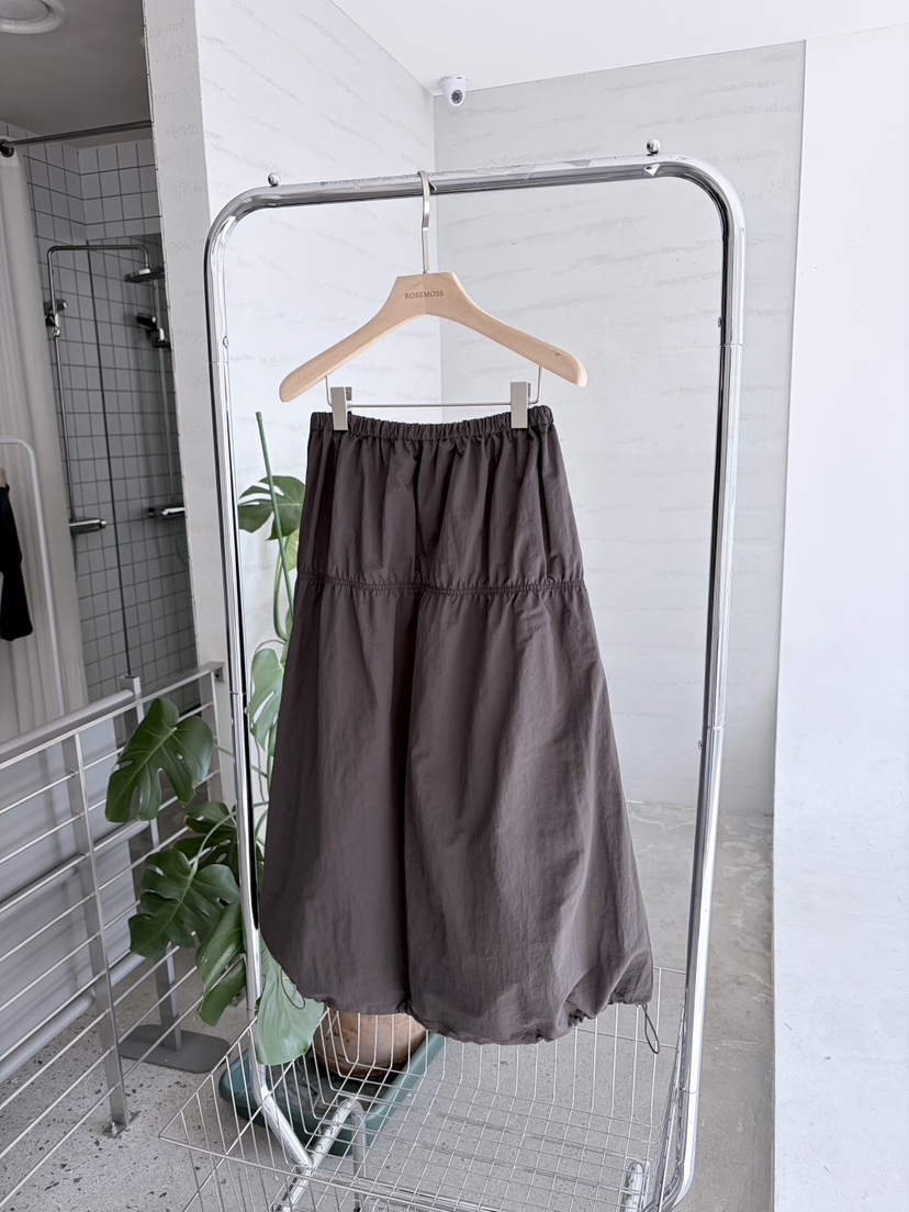 ORDINARYA韓國代購女裝新款時尚26春夏職業熱賣真品休閑長裙ROESMMOSS長裙圖色2