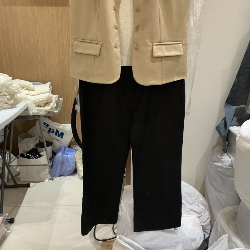 HOWFF東大門直郵女裝新品26春夏休閑時尚熱賣真品職業短褲HOWFF短褲圖色2