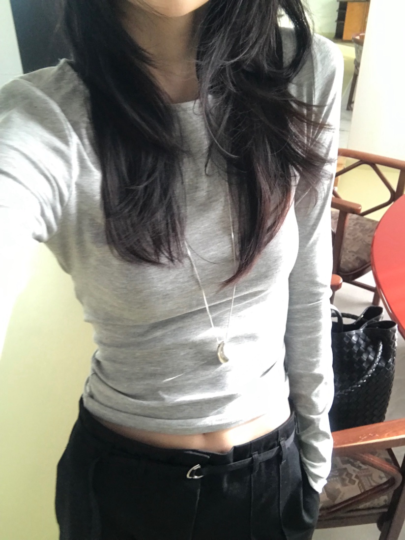 ME MO韓國直郵女士新品真品時尚職業人氣26春夏熱賣長袖T恤ME MO長袖T恤圖色1