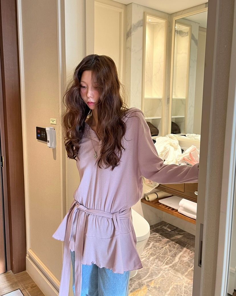 LOVE PULL韓國直郵女裝新款職業26春夏真品長袖T恤含腰帶LOVE PULL長袖T恤