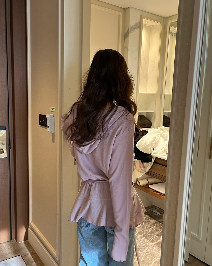 LOVE PULL韓國直郵女裝新款職業26春夏真品長袖T恤含腰帶LOVE PULL長袖T恤