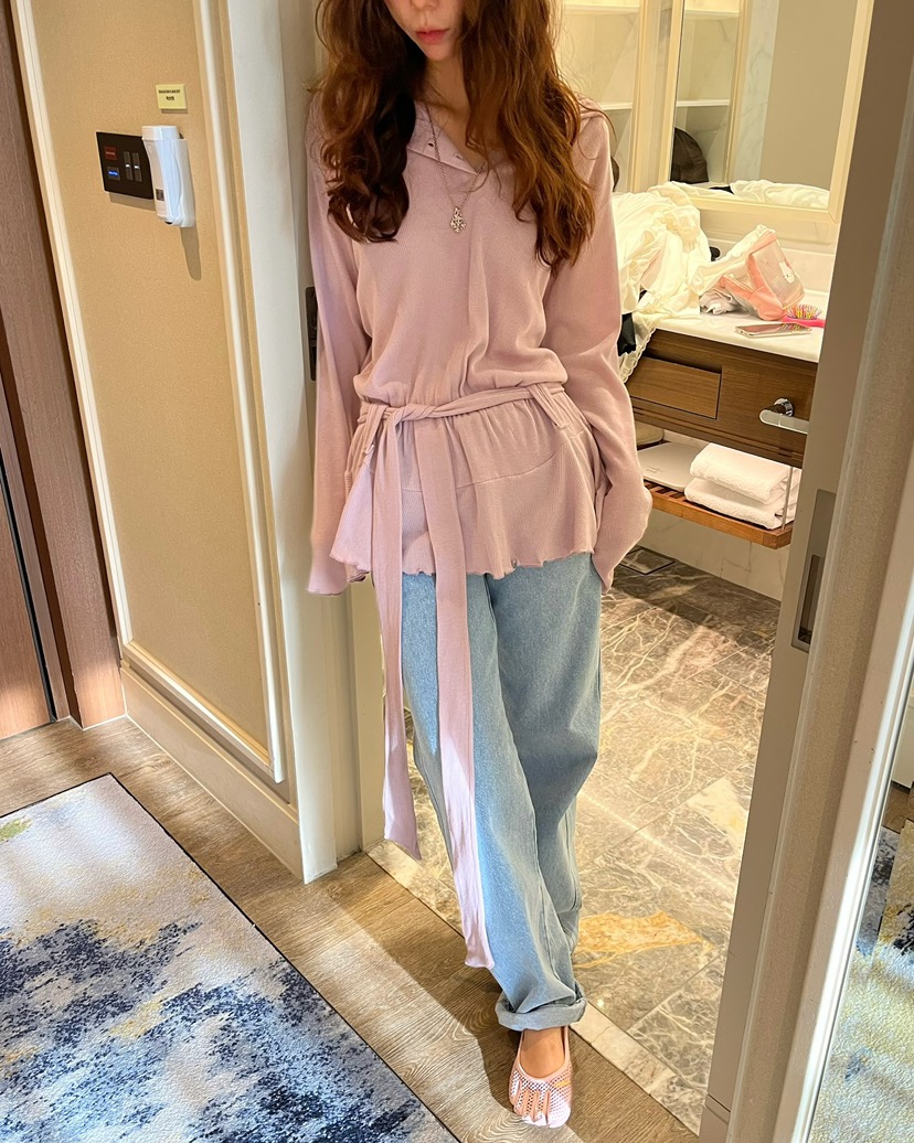 LOVE PULL韓國直郵女裝新款職業26春夏真品長袖T恤含腰帶LOVE PULL長袖T恤