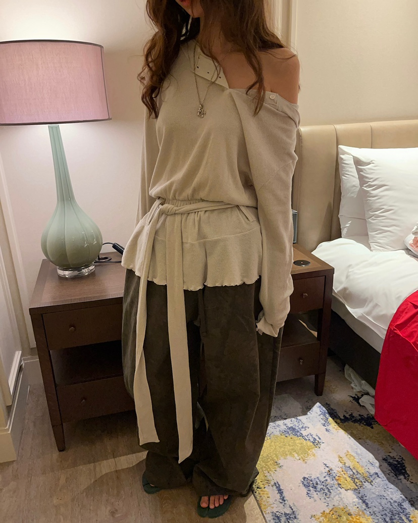 LOVE PULL韓國直郵女裝新款職業26春夏真品長袖T恤含腰帶LOVE PULL長袖T恤