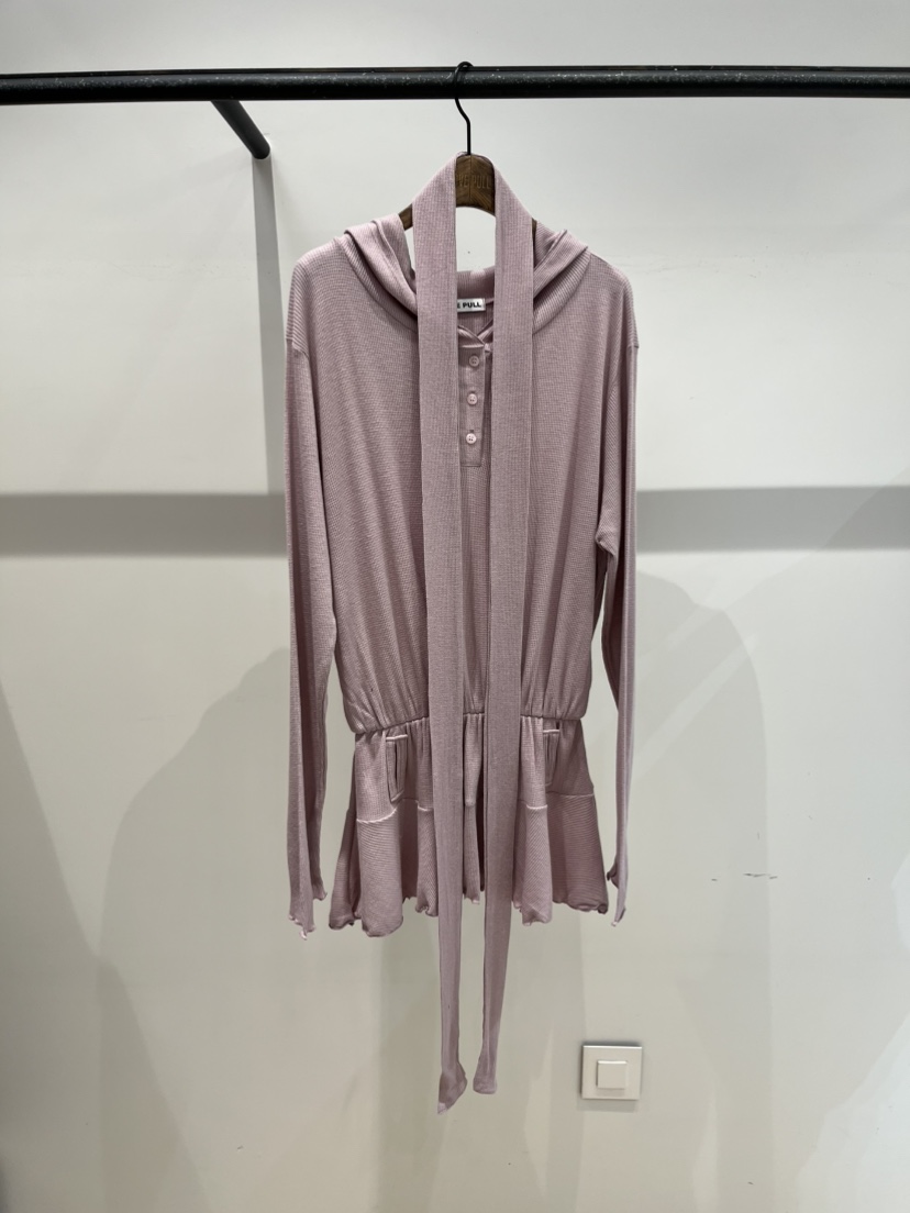 LOVE PULL韓國直郵女裝新款職業26春夏真品長袖T恤含腰帶LOVE PULL長袖T恤圖色3