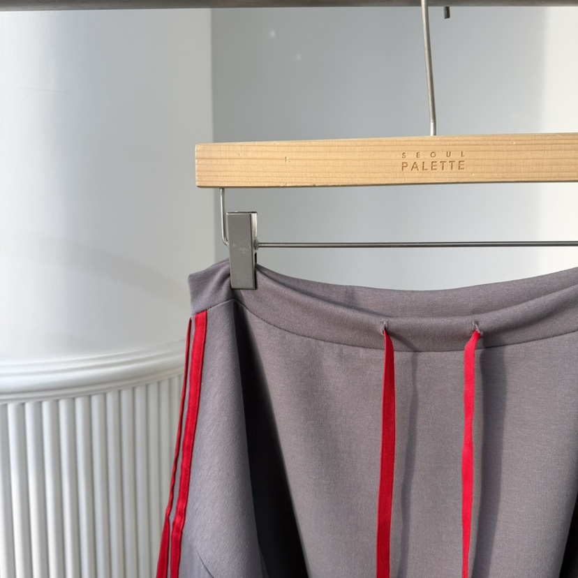 PALETTE-Q東大門代購女裝新品人氣真品26春夏時尚熱賣上衣PALETTE-Q上衣